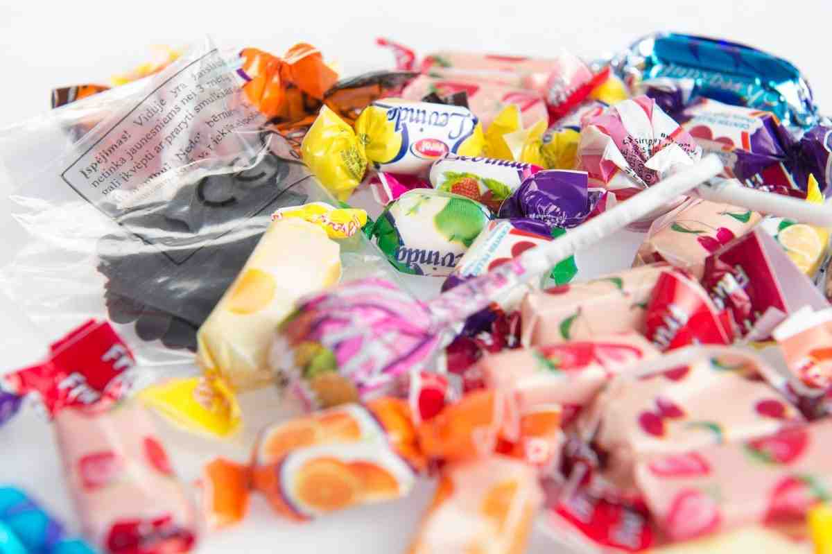 تصویر 1 از شکلات کاکائویی ترکیبی نوآورانه از مغزها و تکه های میوه